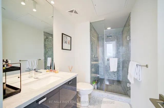 Additional image 20 of 32 Davenport Rd Unit 2406