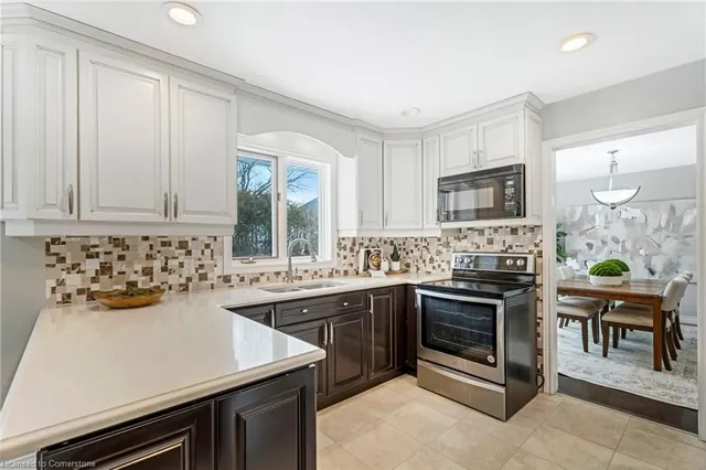 Additional image 15 of 417 Golflinks Rd