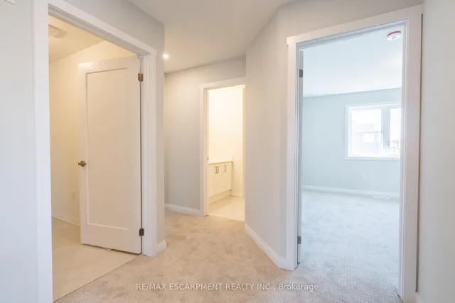 Additional image 19 of 239 Lormont Blvd