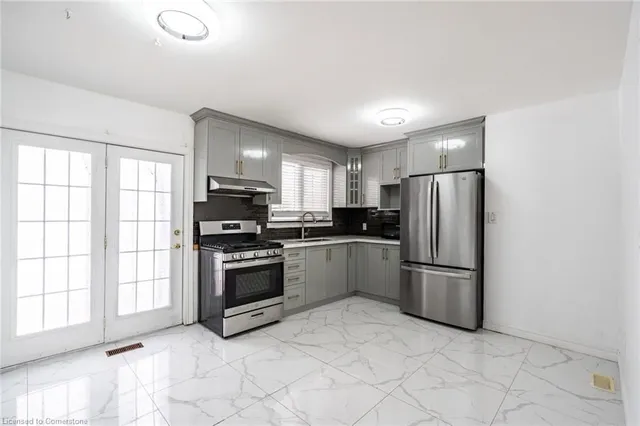 Additional image 10 of 19 Winthrop Pl