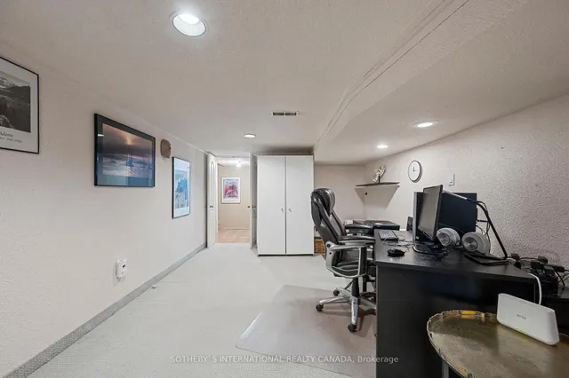 Additional image 43 of 12 Cedarland Dr