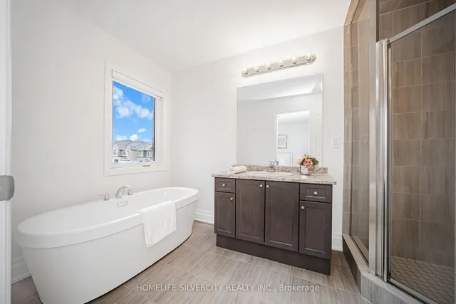 Additional image 20 of 21 Gemma Pl