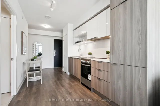 Additional image 11 of 159 Wellesley St Unit 2211