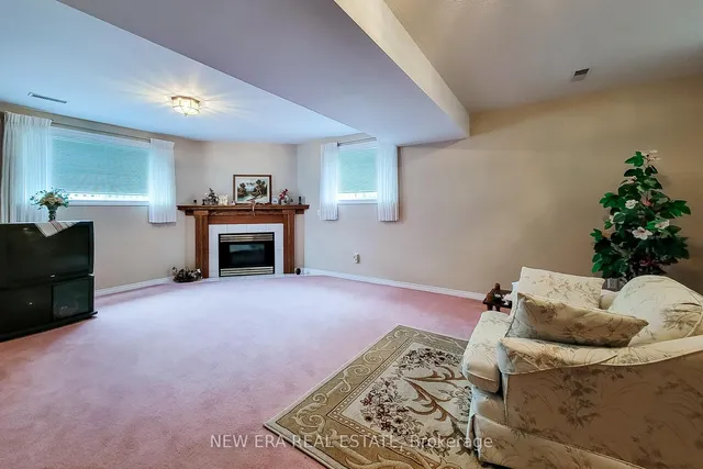 Additional image 33 of 31 Foxmeadow Dr