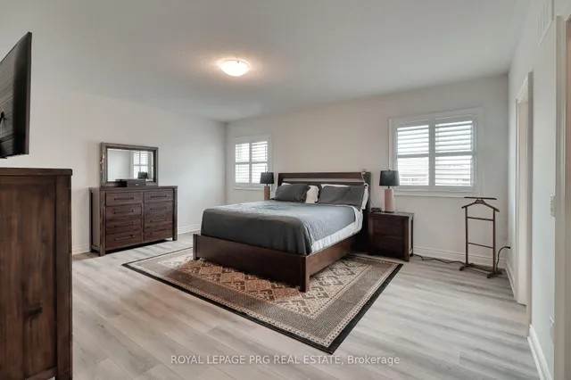 Additional image 20 of 61 Cattail Cres