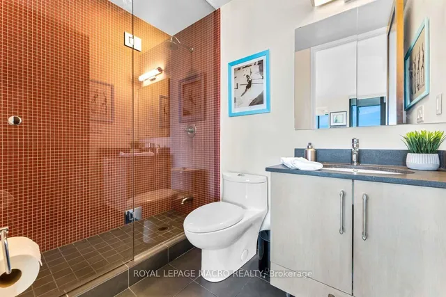 Additional image 26 of 33 Lombard St Unit 4302