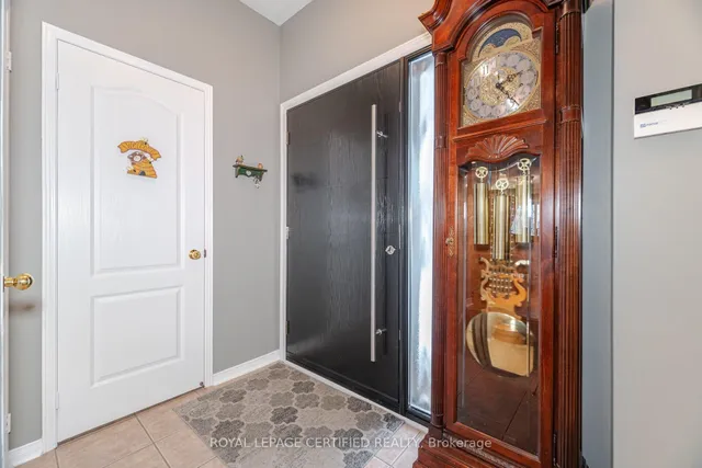 Additional image 6 of 70 Rivermere Crt