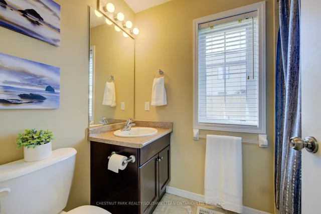 Additional image 9 of 988 Zeller Cres