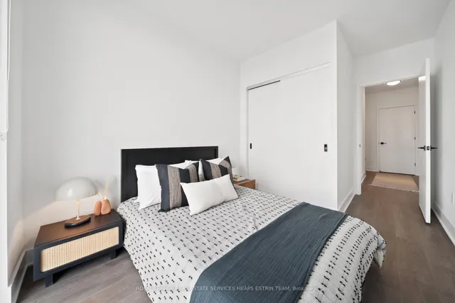 Additional image 18 of 36 Zorra St Unit 2708