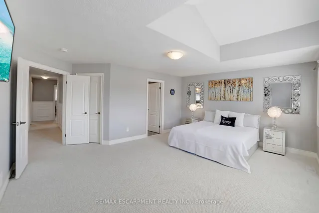 Additional image 33 of 111 Vineberg Dr