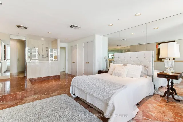 Additional image 16 of 211 Queens Quay Unit 1013