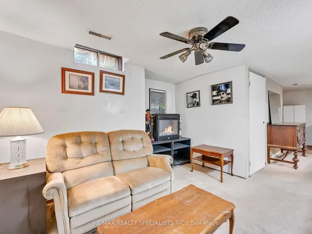 Additional image 30 of 19 Blenheim Dr