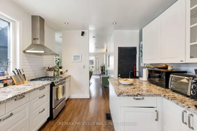 Additional image 14 of 13 Gore St