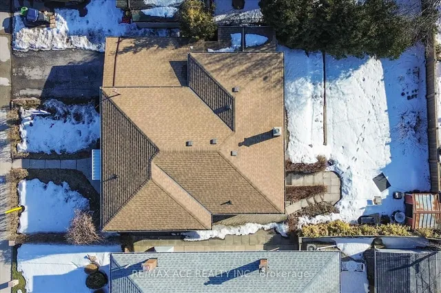 Additional image 36 of 16 Roseglor Cres