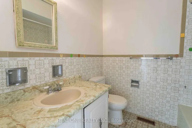 Additional image 43 of 136 Haven Hill Sq