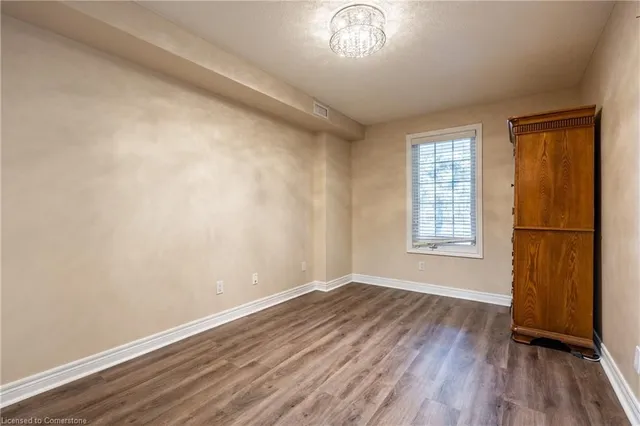 Additional image 16 of 990 Golf Links Rd Unit 106