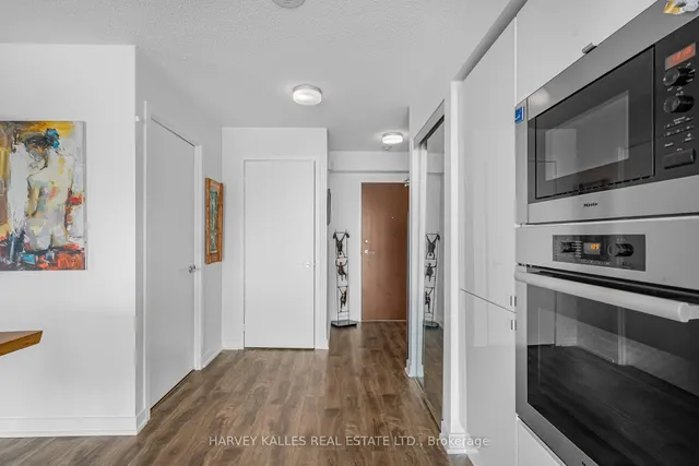 Additional image 25 of 21 Iceboat Terr Unit 2909