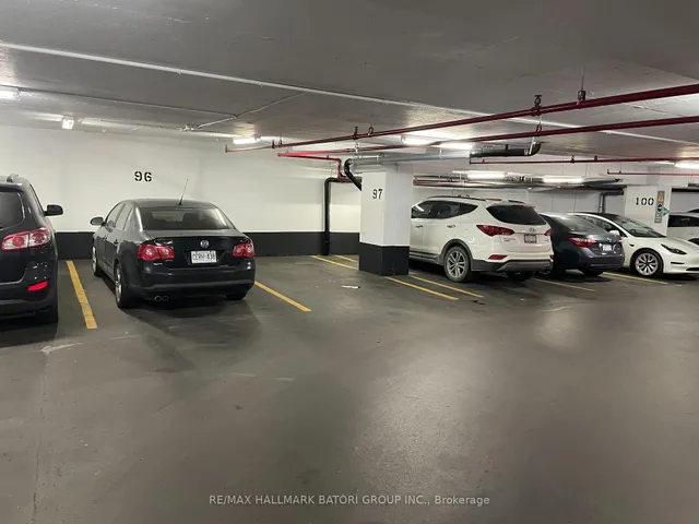 Additional image 20 of 700 King St Unit 514