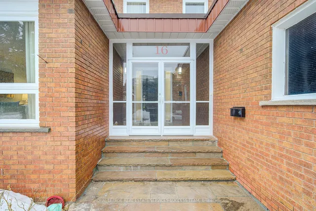 Additional image 3 of 16 Clayland Dr