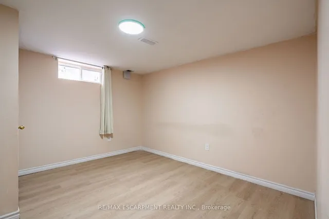 Additional image 27 of 19 Winthrop Pl