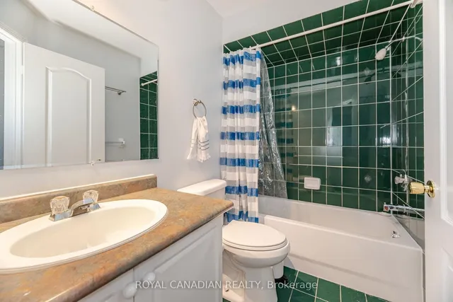 Additional image 26 of 69 Yellow Brick Rd