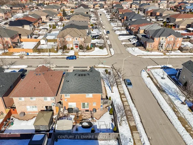 Additional image 39 of 46 Brentcliff Dr