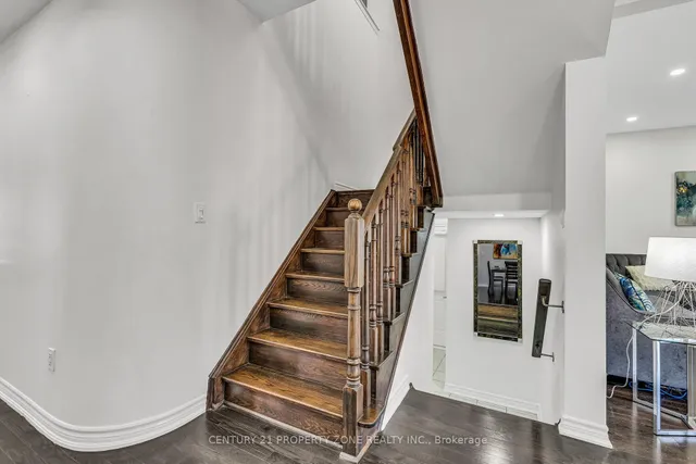 Additional image 12 of 8 Young Garden Cres