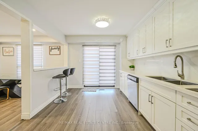 Additional image 11 of 83 Acadian Hts