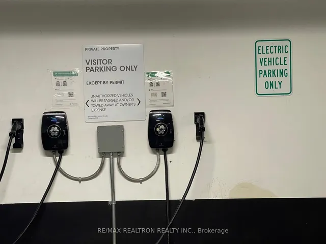 Additional image 23 of 20 Inn On The Park Dr Unit 2539