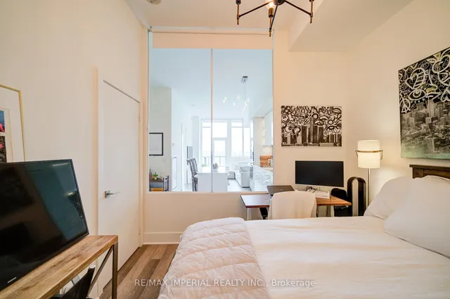 Additional image 22 of 32 Davenport Rd Unit 2406