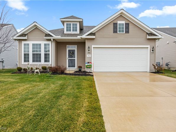 Primary image of 742 Cedar Crest Dr, Elyria, OH 44035