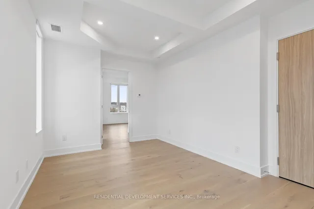 Additional image 4 of 3100 Keele St Unit 508