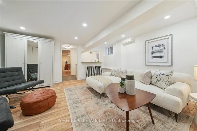 Additional image 19 of 140 Wolverleigh Blvd