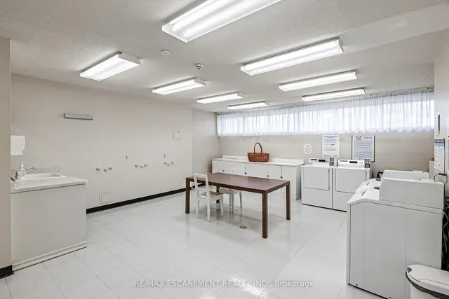 Additional image 27 of 2055 UPPER MIDDLE Rd Unit 808