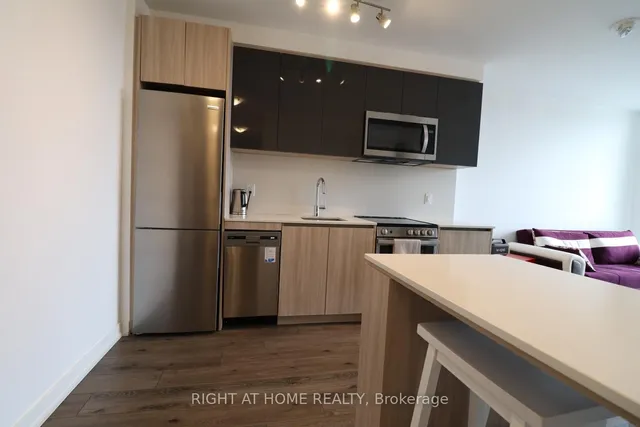 Additional image 24 of 3100 Keele St Unit 612