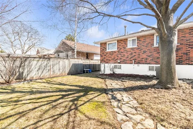 Additional image 35 of 176 Walter Ave