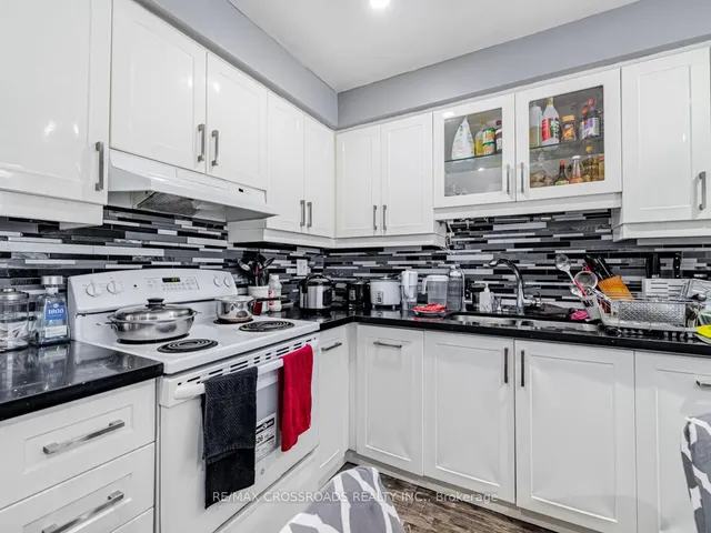 Additional image 6 of 43 Courville Coachway Way Unit 70