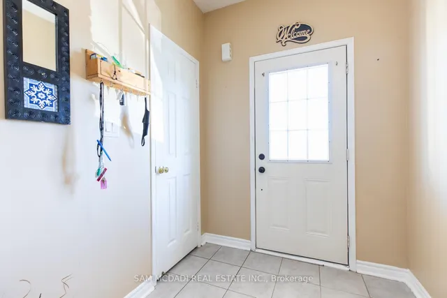 Additional image 9 of 51 Personna Circ