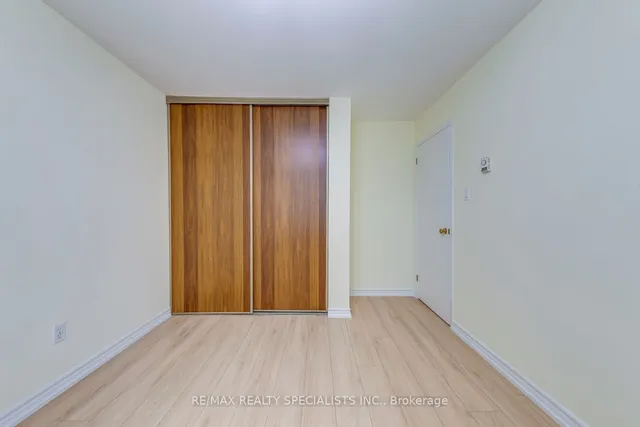 Additional image 37 of 17 Centennial Park Rd Unit 16