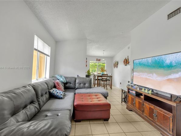 13342 SW 152nd St APT 2702, Miami, FL 33177