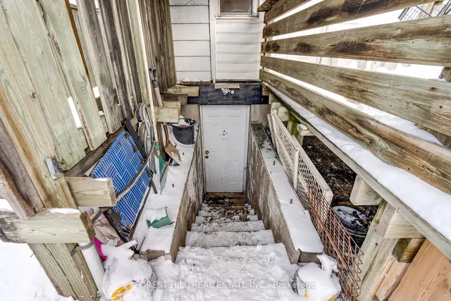 Additional image 8 of 666 Jane St