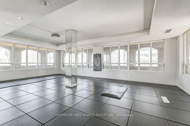 Additional image 33 of 140 Simcoe St Unit 1520