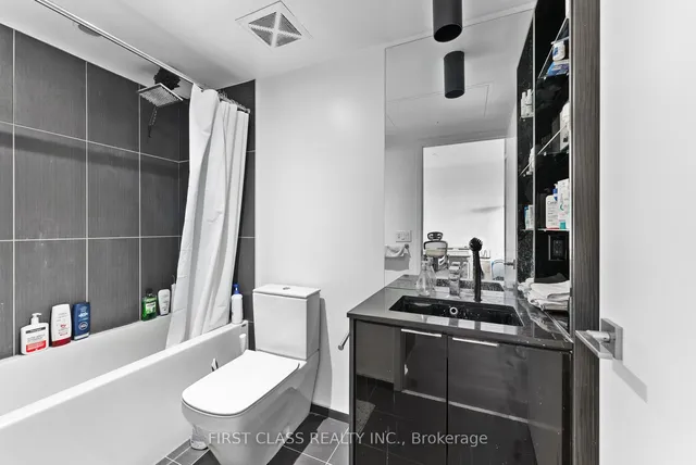 Additional image 18 of 70 Temperance St Unit 3816