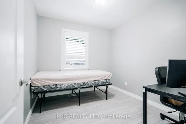 Additional image 20 of 8 Chandler Dr