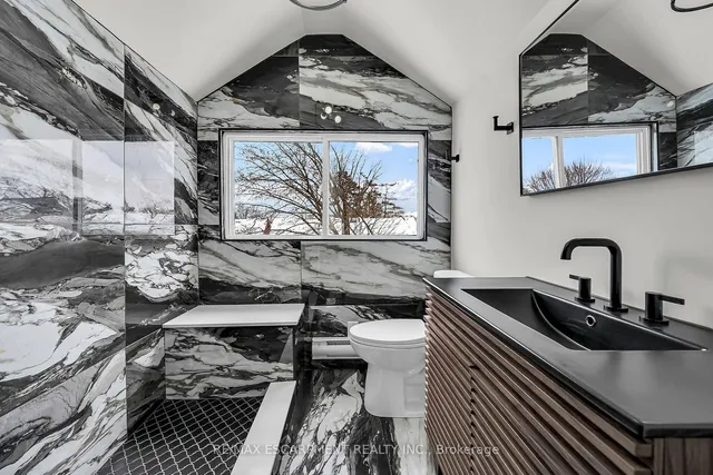 Additional image 34 of 117 Rosslyn Ave