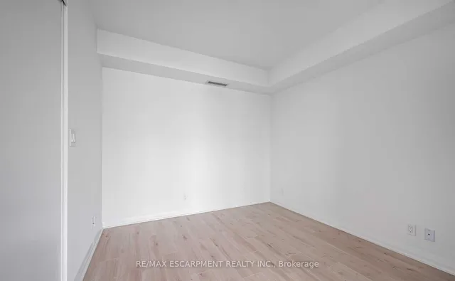 Additional image 10 of 99 Foxbar Rd Unit 1107