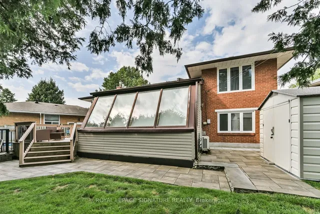 Additional image 32 of 11 Comet Crt