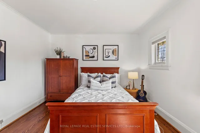 Additional image 24 of 210 Glengrove Ave