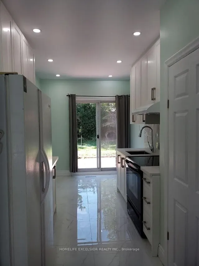 Additional image 7 of 82 Pandora Circ