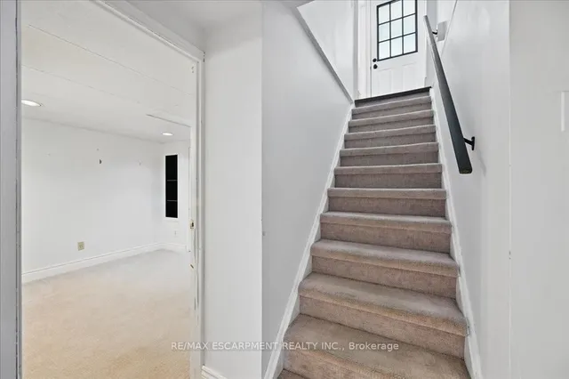 Additional image 24 of 433 East 38th St